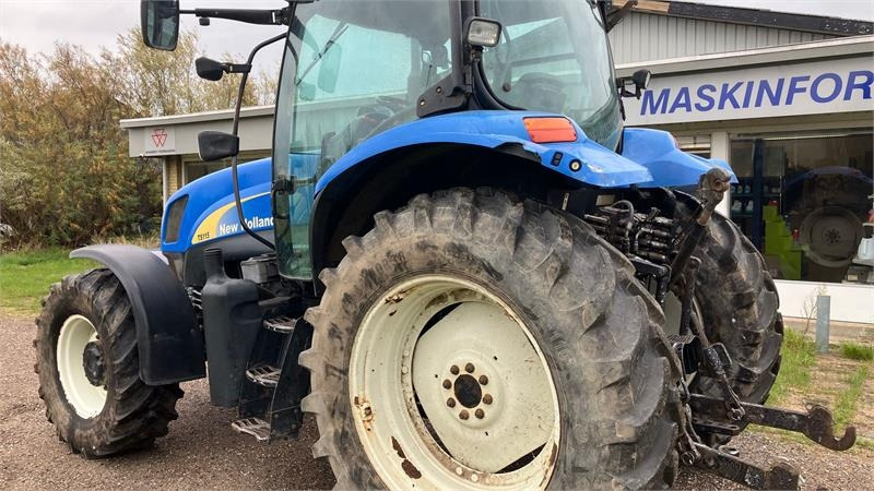 New Holland TS 115 A - جرار: صور 3 New Holland TS 115 A - جرار: صور 3