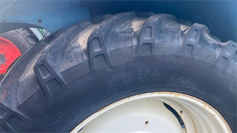 جرار New Holland TS115: صور 11