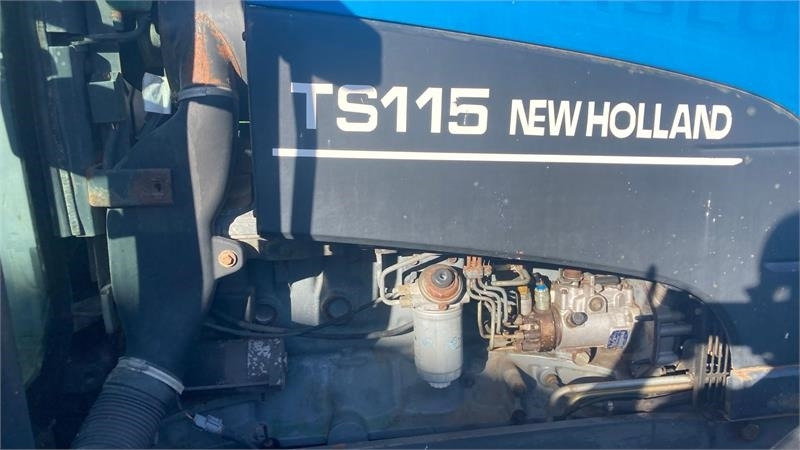 جرار New Holland TS115: صور 9