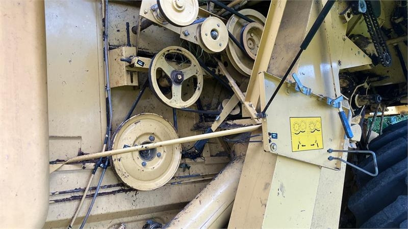 تأجير New Holland TX68 FSH  New Holland TX68 FSH: صور 14