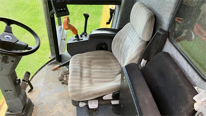 تأجير New Holland TX68 FSH  New Holland TX68 FSH: صور 8