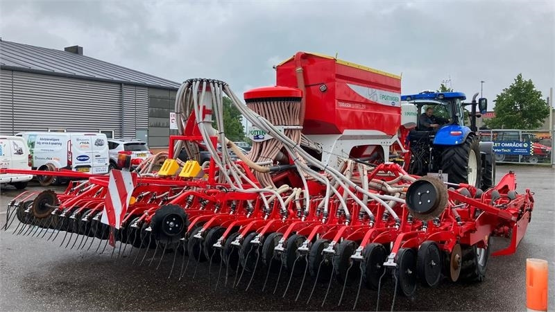 Pöttinger Terrasem C6 Fertilizer m. Tegosem 500 - الة بذر: صور 4 Pöttinger Terrasem C6 Fertilizer m. Tegosem 500 - الة بذر: صور 4