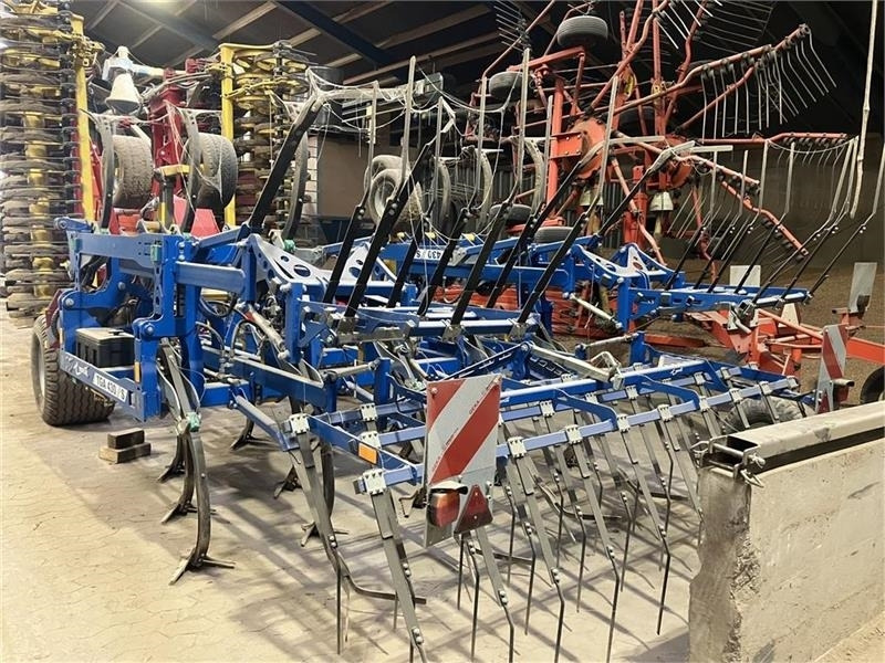 Treffler TGA 430 S - الأمشاط الزراعية: صور 2 Treffler TGA 430 S - الأمشاط الزراعية: صور 2