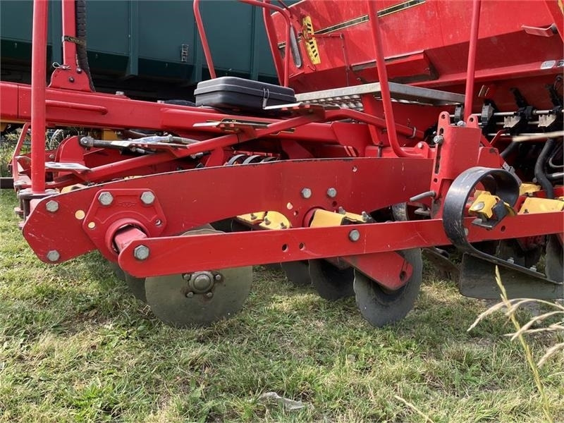 Vaderstad Rapid 300 C Super XL - معدات بذار: صور 5 Vaderstad Rapid 300 C Super XL - معدات بذار: صور 5