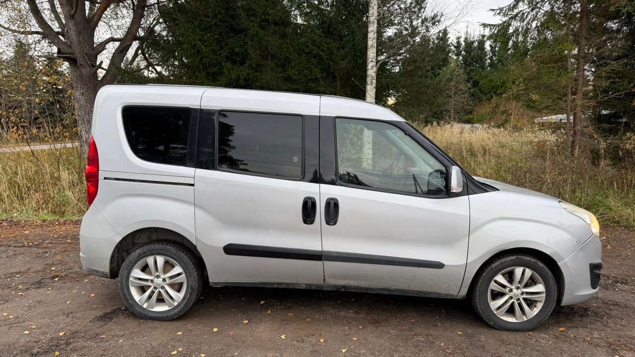 Opel Combo - فان المدمجة: صور 5 Opel Combo - فان المدمجة: صور 5