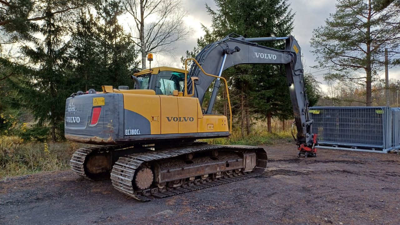 VOLVO EC180CL - حفارات زحافة: صور 4 VOLVO EC180CL - حفارات زحافة: صور 4