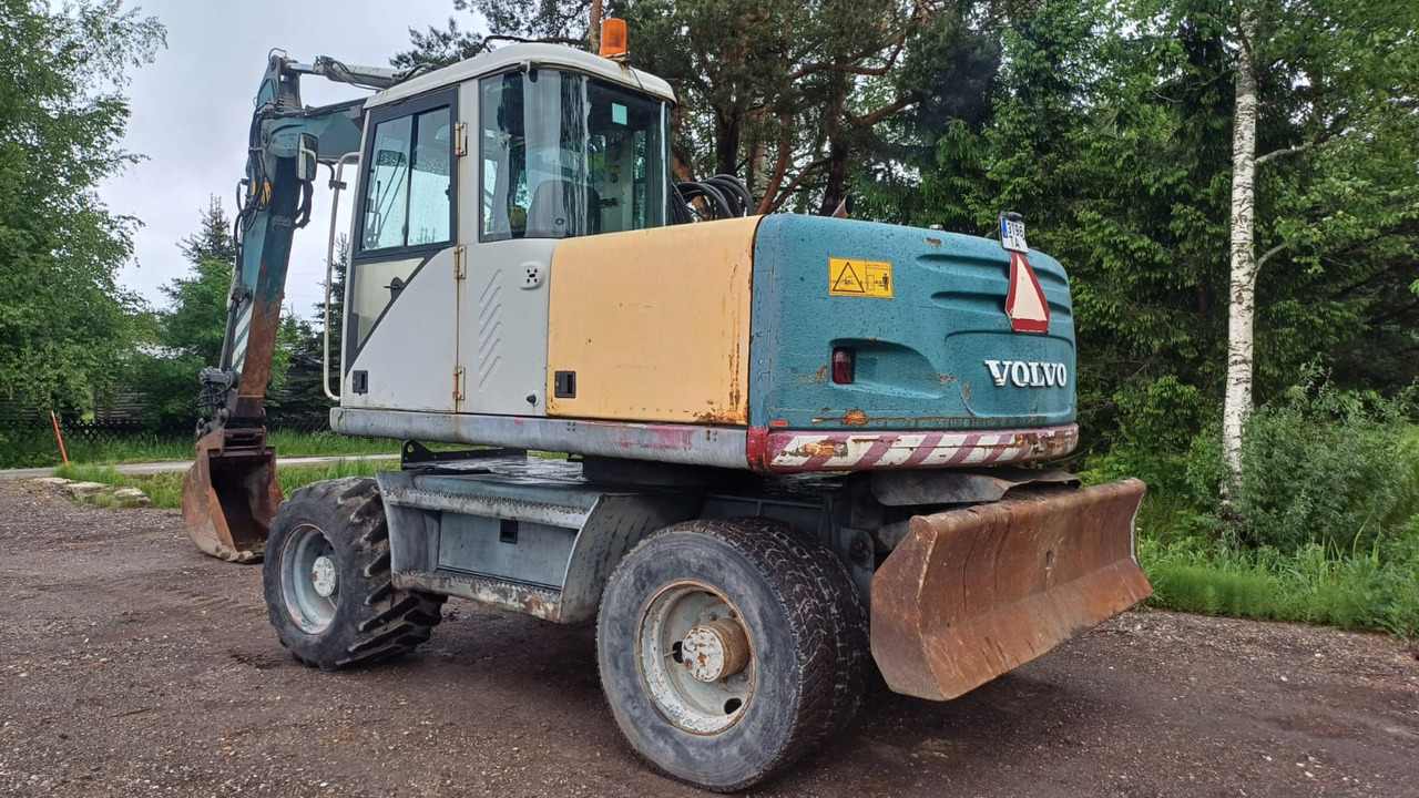 Volvo EW140 - حفارة على عجلات: صور 3 Volvo EW140 - حفارة على عجلات: صور 3
