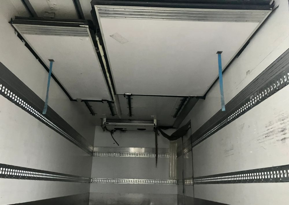 DAF Daf LF 16.250 chłodnia multi temperatura 16 palet - مبردة شاحنة: صور 5 DAF Daf LF 16.250 chłodnia multi temperatura 16 palet - مبردة شاحنة: صور 5