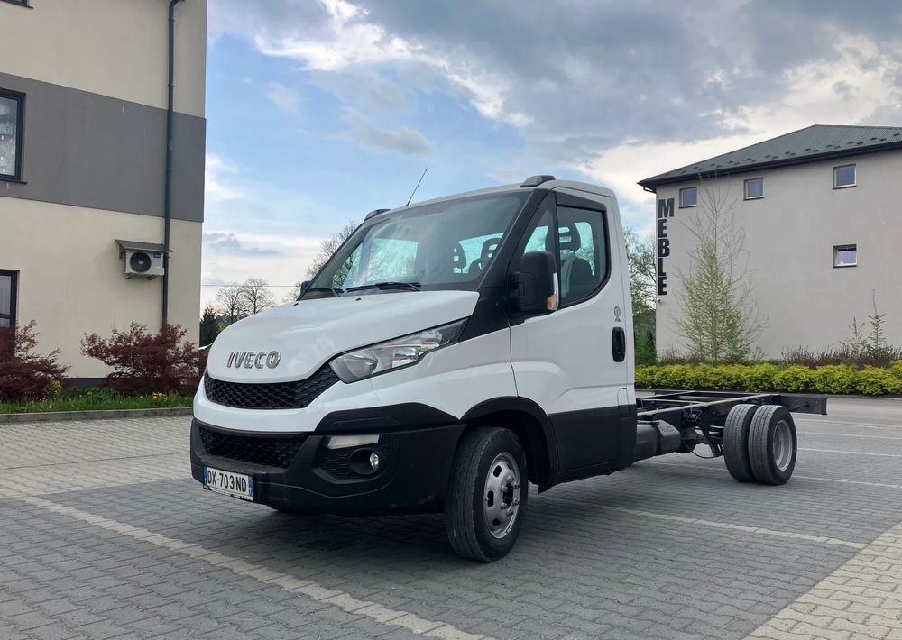 Iveco DAILY 35C13 ramo do zabudowy kiper wywrotka - الشاسيه شاحنة: صور 1 Iveco DAILY 35C13 ramo do zabudowy kiper wywrotka - الشاسيه شاحنة: صور 1
