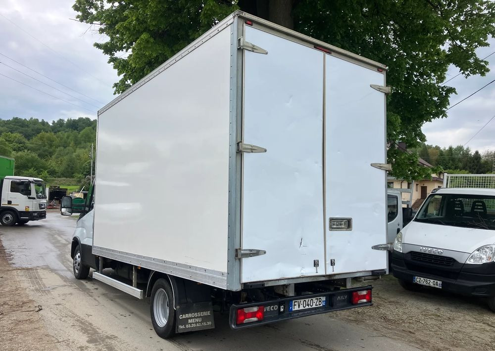 Iveco DAILY 35C16 kontener kurierka 3.0 silnik - الشاحنات الصغيرة صندوق مغلق: صور 4 Iveco DAILY 35C16 kontener kurierka 3.0 silnik - الشاحنات الصغيرة صندوق مغلق: صور 4