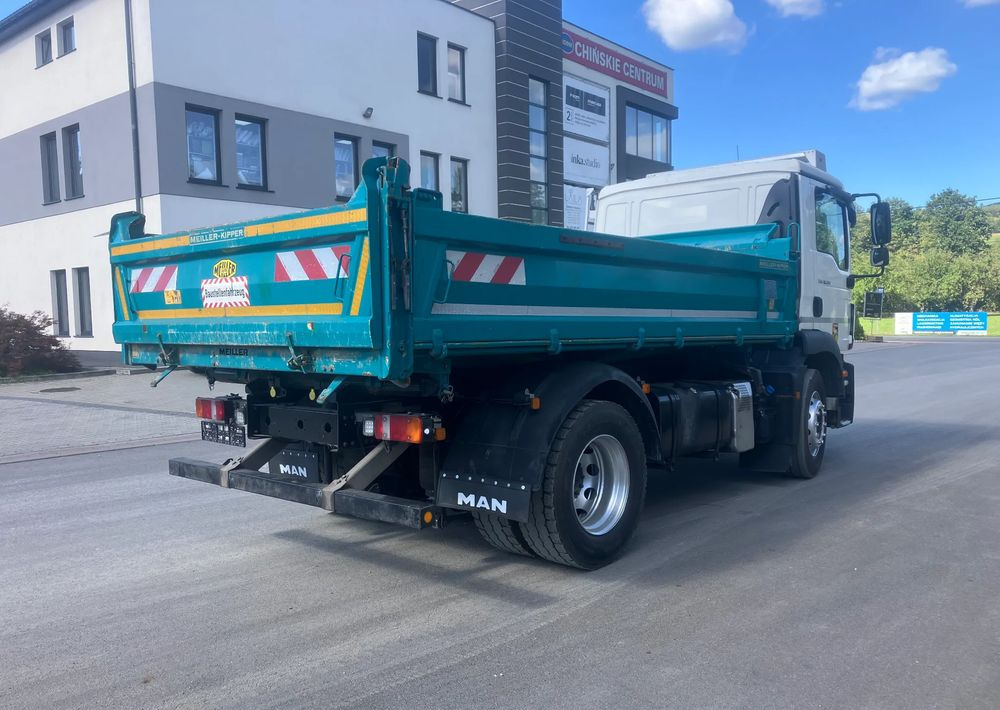 MAN MAN TGM 18.290 kiper MEILLER wywrotka blokada mostu - قلابات: صور 4 MAN MAN TGM 18.290 kiper MEILLER wywrotka blokada mostu - قلابات: صور 4