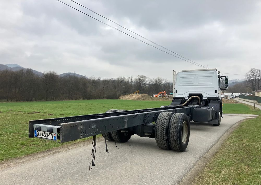 Mercedes-Benz Mercedes Axor 1829 Rama do zabudowy kiper beczka hakowiec laweta - الشاسيه شاحنة: صور 4 Mercedes-Benz Mercedes Axor 1829 Rama do zabudowy kiper beczka hakowiec laweta - الشاسيه شاحنة: صور 4