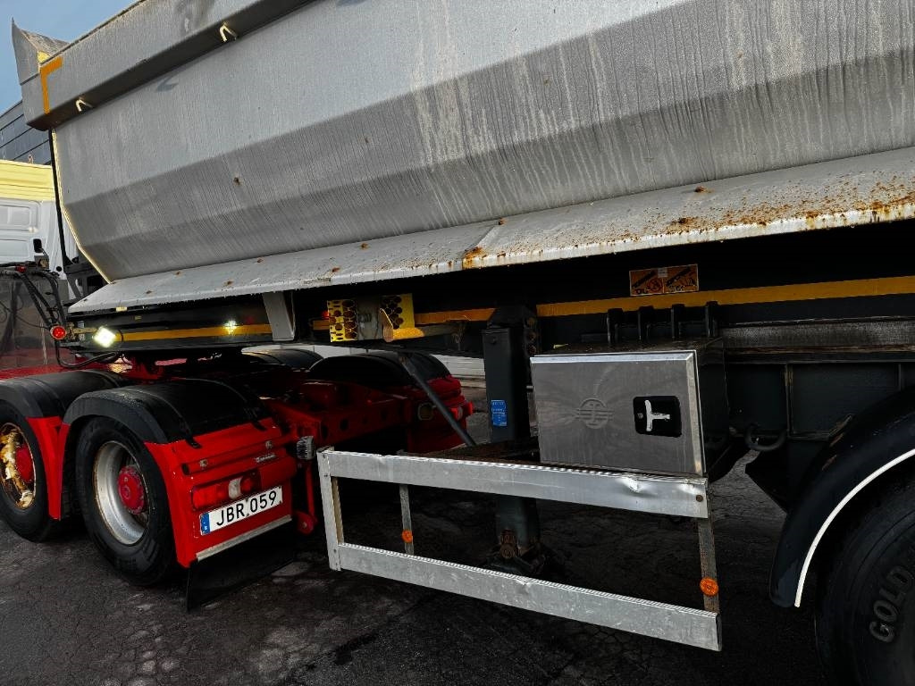 Istrail TIPPVAGN SEMITRAILER - قلابة نصف مقطورة: صور 4 Istrail TIPPVAGN SEMITRAILER - قلابة نصف مقطورة: صور 4