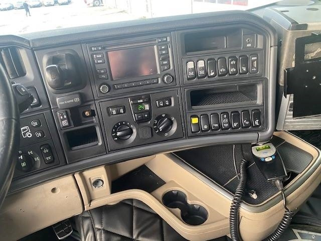 Scania R580lb8x4*4hna - شاحنة ذات الخطاف: صور 2 Scania R580lb8x4*4hna - شاحنة ذات الخطاف: صور 2