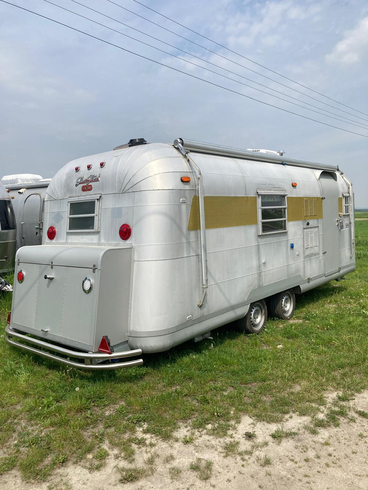 1968 Airstream Silver Streak 1968 Airstream Silver Streak – Fully Rebuilt Vintage Travel Trailer - كرفان سحب: صور 2 1968 Airstream Silver Streak 1968 Airstream Silver Streak – Fully Rebuilt Vintage Travel Trailer - كرفان سحب: صور 2