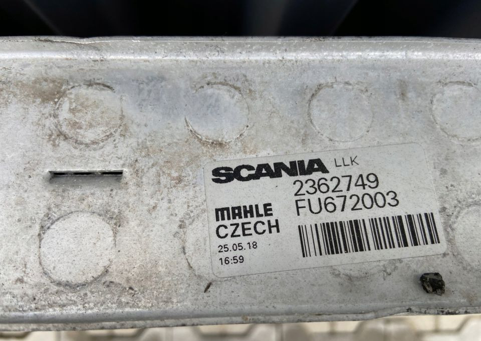 Chłodnica Scania P G intercooler 2362749 next gen - المبرد - شاحنة: صور 3 Chłodnica Scania P G intercooler 2362749 next gen - المبرد - شاحنة: صور 3