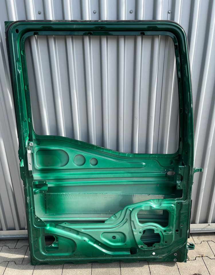 Drzwi lewe MAN TGX TG3 drzwi kierowcy nowy model - باب و قطع الغيار - شاحنة: صور 2 Drzwi lewe MAN TGX TG3 drzwi kierowcy nowy model - باب و قطع الغيار - شاحنة: صور 2