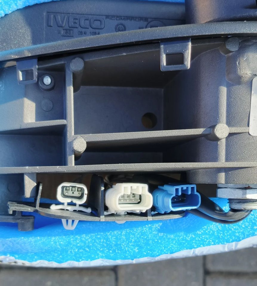 IVECO STRALIS LUSTERKO LEWE NOWE 5801765195 - المرآة الخلفية - شاحنة: صور 2 IVECO STRALIS LUSTERKO LEWE NOWE 5801765195 - المرآة الخلفية - شاحنة: صور 2