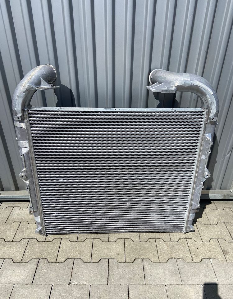 Intercooler Scania G euro 6 chłodnica powietrza 1902444 - المبرد - شاحنة: صور 2 Intercooler Scania G euro 6 chłodnica powietrza 1902444 - المبرد - شاحنة: صور 2