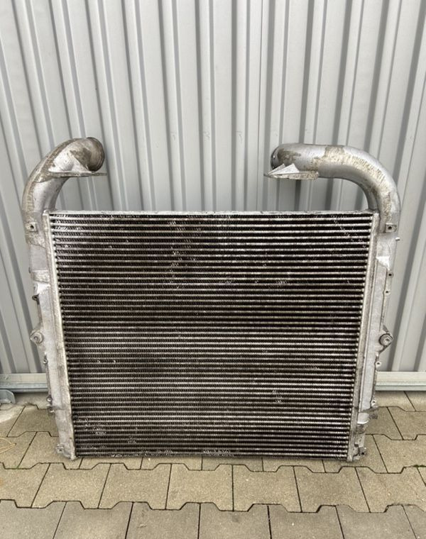 Intercooler Scania G euro 6 chłodnica powietrza 1902444 - المبرد - شاحنة: صور 1 Intercooler Scania G euro 6 chłodnica powietrza 1902444 - المبرد - شاحنة: صور 1