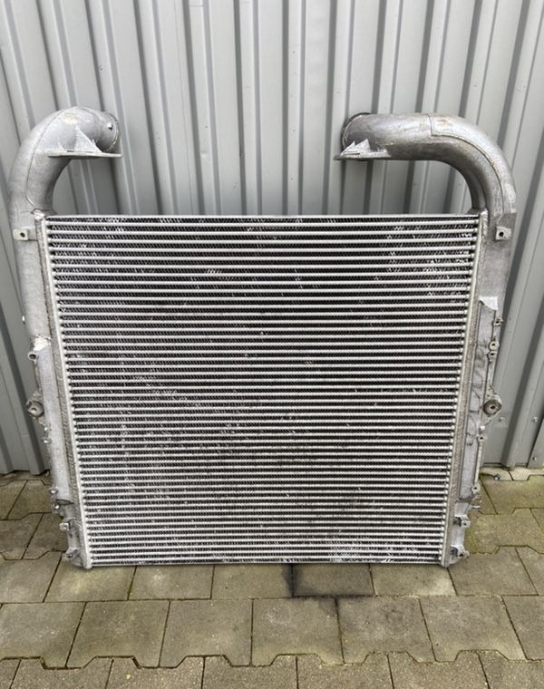 Intercooler Scania G euro 6 chłodnica powietrza 1902444 - المبرد - شاحنة: صور 1 Intercooler Scania G euro 6 chłodnica powietrza 1902444 - المبرد - شاحنة: صور 1