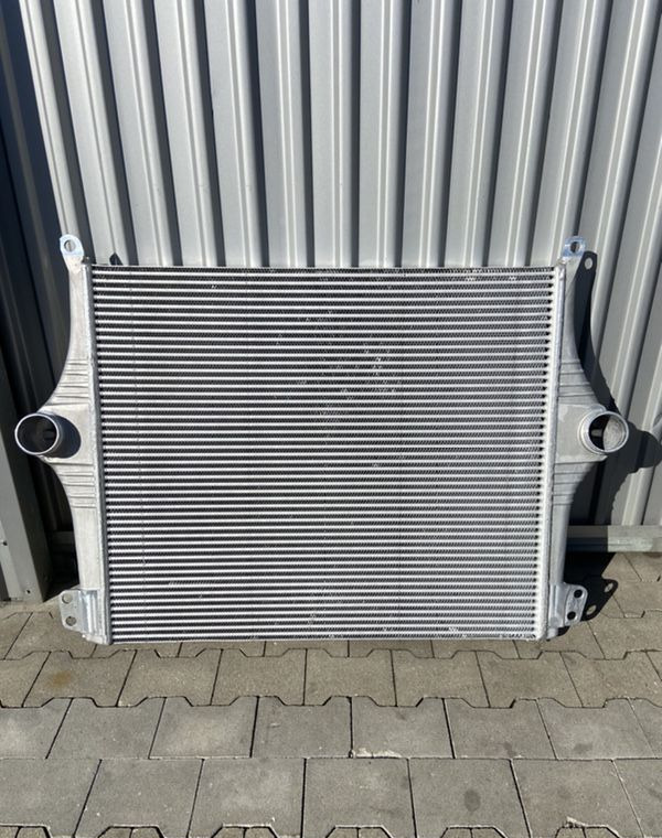Intercooler Scania S NGS chłodnica powietrza 2022 rok 2861478 - المبرد - شاحنة: صور 2 Intercooler Scania S NGS chłodnica powietrza 2022 rok 2861478 - المبرد - شاحنة: صور 2