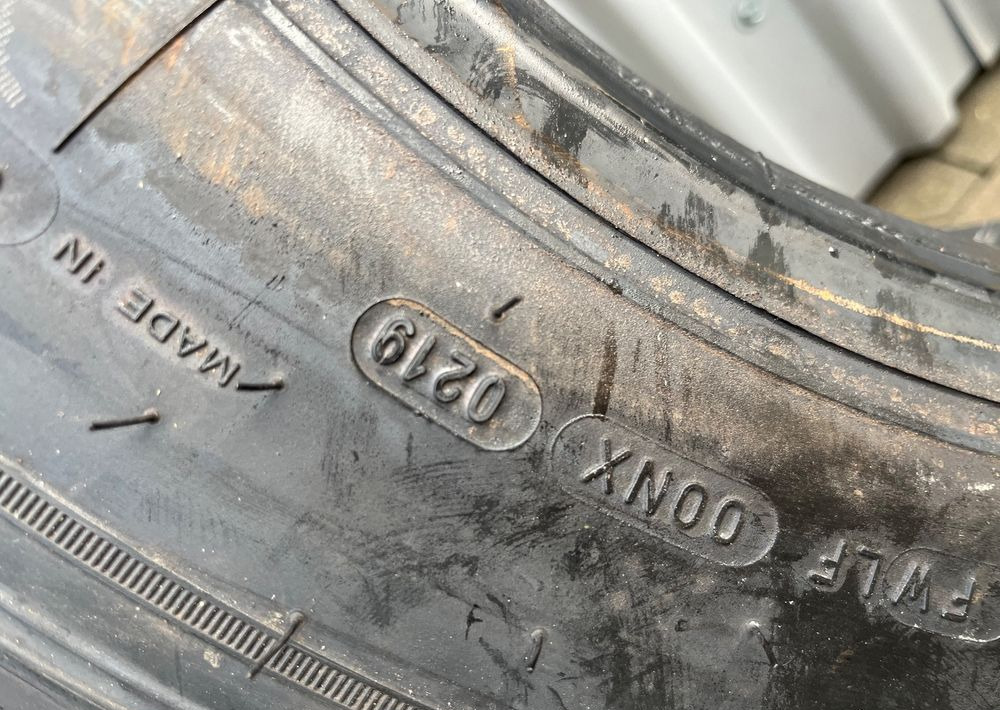 NOWA Opona Michelin X Multi 215/75R 17.5” - الإطارات - شاحنة: صور 5 NOWA Opona Michelin X Multi 215/75R 17.5” - الإطارات - شاحنة: صور 5