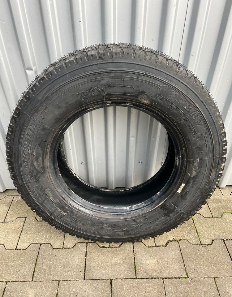 NOWA Opona Michelin X Multi 215/75R 17.5” - الإطارات - شاحنة: صور 1 NOWA Opona Michelin X Multi 215/75R 17.5” - الإطارات - شاحنة: صور 1