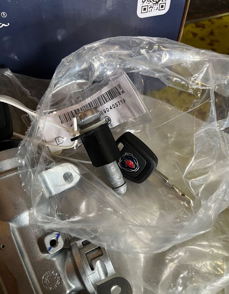 NOWA stacyjka+ kluczyki Scania R S 2487305 kody - الكابينة والداخلية - شاحنة: صور 5 NOWA stacyjka+ kluczyki Scania R S 2487305 kody - الكابينة والداخلية - شاحنة: صور 5