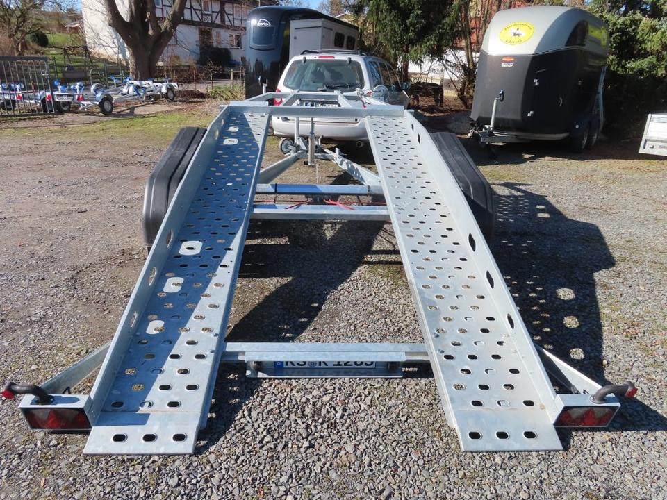 شاحنة نقل سيارات مقطورة Böckmann, Autotransporter, 2,7 to. kippbar, 100 km, PKW Anhänger: صور 20