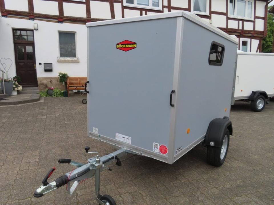 Böckmann KT 2513/135 PKW-Anhänger Kofferanhänger Fenster 100km/h - بصندوق مغلق مقطورة: صور 4 Böckmann KT 2513/135 PKW-Anhänger Kofferanhänger Fenster 100km/h - بصندوق مغلق مقطورة: صور 4