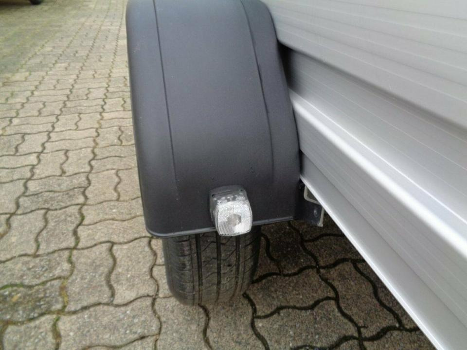 Böckmann PKW-Anhänger ,1350 kg, Aluminium-Aufbau, 100 km/h - مقطورات السيارات: صور 5 Böckmann PKW-Anhänger ,1350 kg, Aluminium-Aufbau, 100 km/h - مقطورات السيارات: صور 5