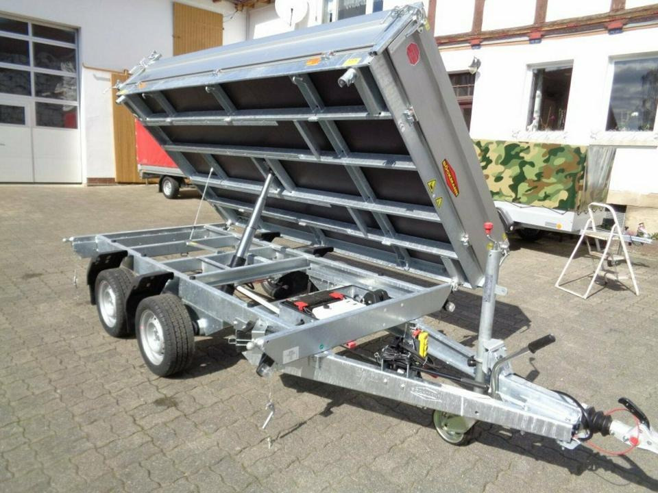 Böckmann PKW-Anhänger Elektro-Dreiseitenkipper, 3,0 to - قلابة مقطورة: صور 1 Böckmann PKW-Anhänger Elektro-Dreiseitenkipper, 3,0 to - قلابة مقطورة: صور 1
