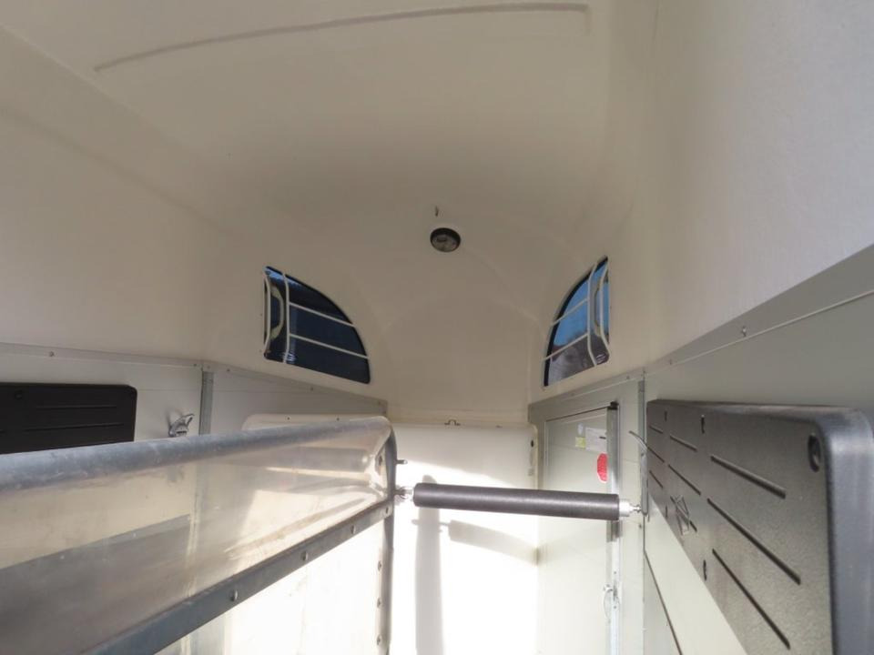 Böckmann, Pferdeanhänger, Champion R, top, SaKa. 100 km/h - عربة نقل خيل: صور 5 Böckmann, Pferdeanhänger, Champion R, top, SaKa. 100 km/h - عربة نقل خيل: صور 5