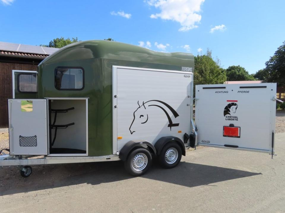 Cheval, Pferdeanhänger , 2,0 to. SaKa, , 100 km/h, Tür/Rampe - عربة نقل خيل: صور 2 Cheval, Pferdeanhänger , 2,0 to. SaKa, , 100 km/h, Tür/Rampe - عربة نقل خيل: صور 2