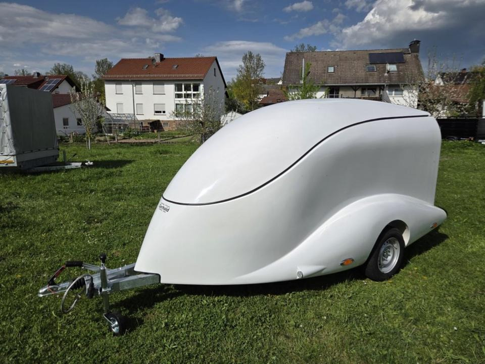 PKW Anhänger Motorrad Geschlossen Kofferanhänger 1000kg 100km/h - مقطورة دراجة نارية: صور 3 PKW Anhänger Motorrad Geschlossen Kofferanhänger 1000kg 100km/h - مقطورة دراجة نارية: صور 3