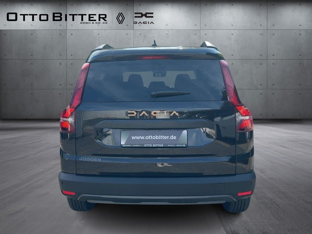 Dacia Jogger Extreme TCe110 7-Sitze CITY-PAKET/NAVI - سيارة ستيشن: صور 3 Dacia Jogger Extreme TCe110 7-Sitze CITY-PAKET/NAVI - سيارة ستيشن: صور 3