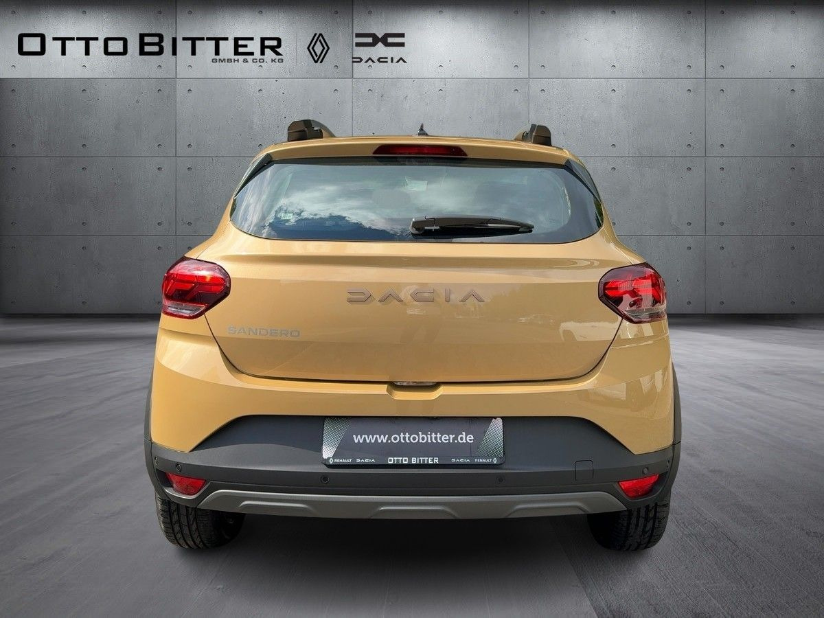 Dacia Sandero Stepway Extreme ECO-G 100 LPG-GAS/NAVI - سيارة دفع رباعي: صور 3 Dacia Sandero Stepway Extreme ECO-G 100 LPG-GAS/NAVI - سيارة دفع رباعي: صور 3