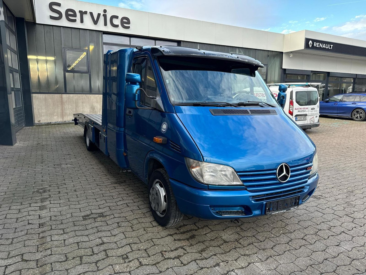 Mercedes-Benz Sprinter 2.7 CDI ABSCHLEPPWAGEN SCHLAFKABINE - سيارة السحب للتصليح: صور 3 Mercedes-Benz Sprinter 2.7 CDI ABSCHLEPPWAGEN SCHLAFKABINE - سيارة السحب للتصليح: صور 3