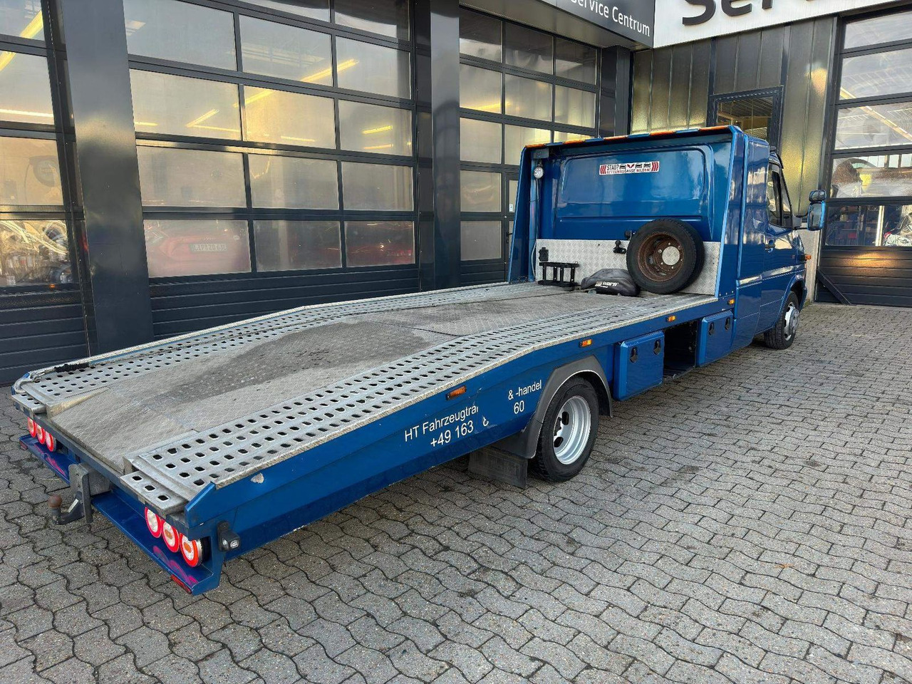 Mercedes-Benz Sprinter 2.7 CDI ABSCHLEPPWAGEN SCHLAFKABINE - سيارة السحب للتصليح: صور 4 Mercedes-Benz Sprinter 2.7 CDI ABSCHLEPPWAGEN SCHLAFKABINE - سيارة السحب للتصليح: صور 4