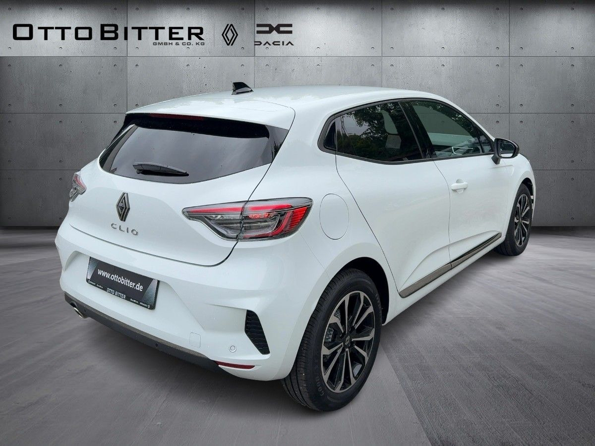 Renault Clio Techno TCe90 PAKET-NAVI+WINTER (SITZH/NAVI) - سيدان: صور 4 Renault Clio Techno TCe90 PAKET-NAVI+WINTER (SITZH/NAVI) - سيدان: صور 4