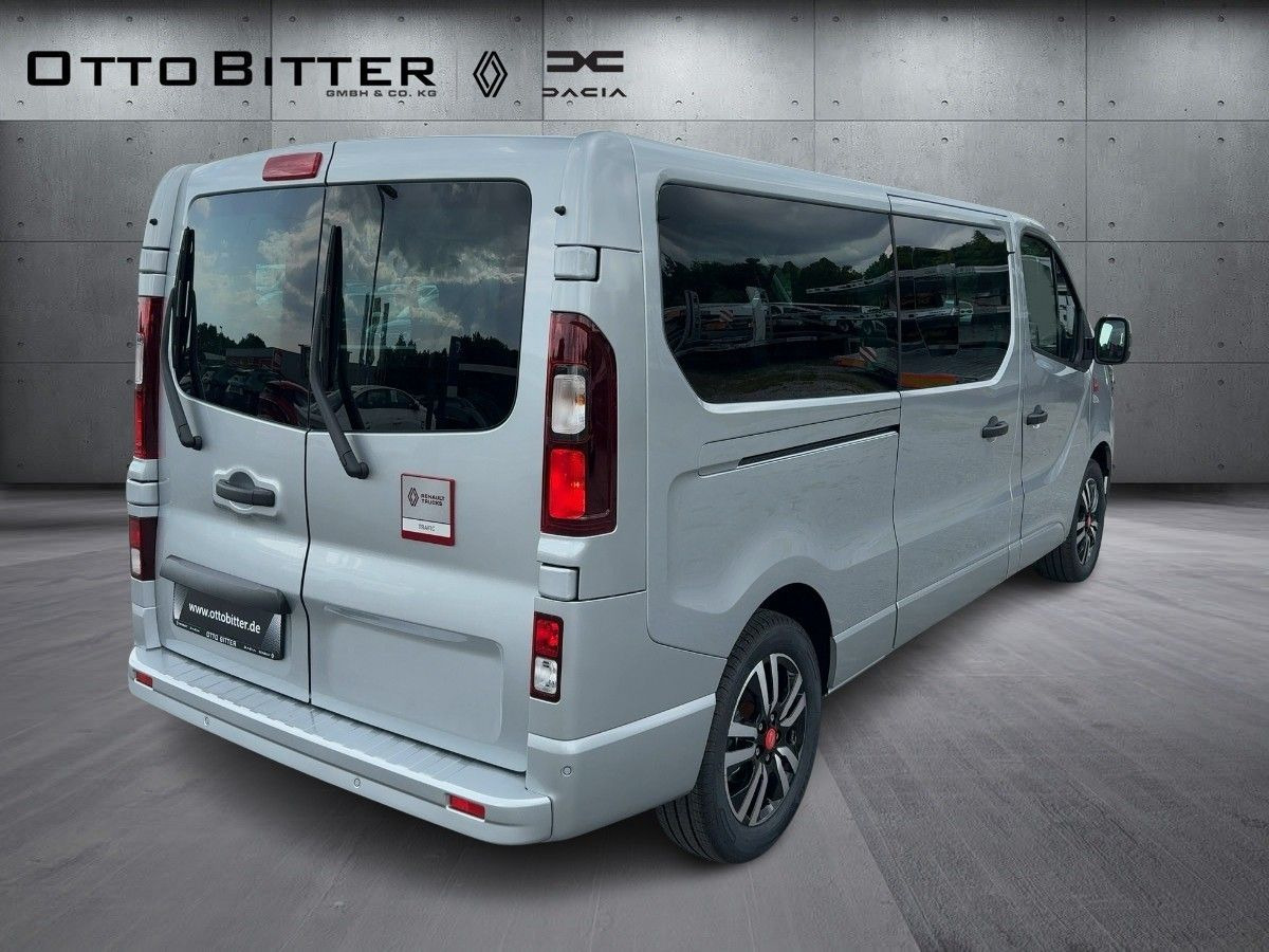 Renault Trafic Grand RED EDITION L2H1 dCi150 9-SITZE ALU - ميكروباص: صور 4 Renault Trafic Grand RED EDITION L2H1 dCi150 9-SITZE ALU - ميكروباص: صور 4