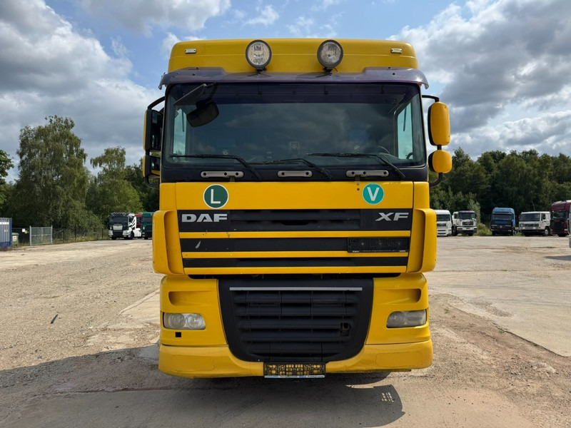 DAF 105 XF 460 Space Cab (BOITE MANUELLE / MANUAL GEARBOX) - شاحنة جرار: صور 2 DAF 105 XF 460 Space Cab (BOITE MANUELLE / MANUAL GEARBOX) - شاحنة جرار: صور 2