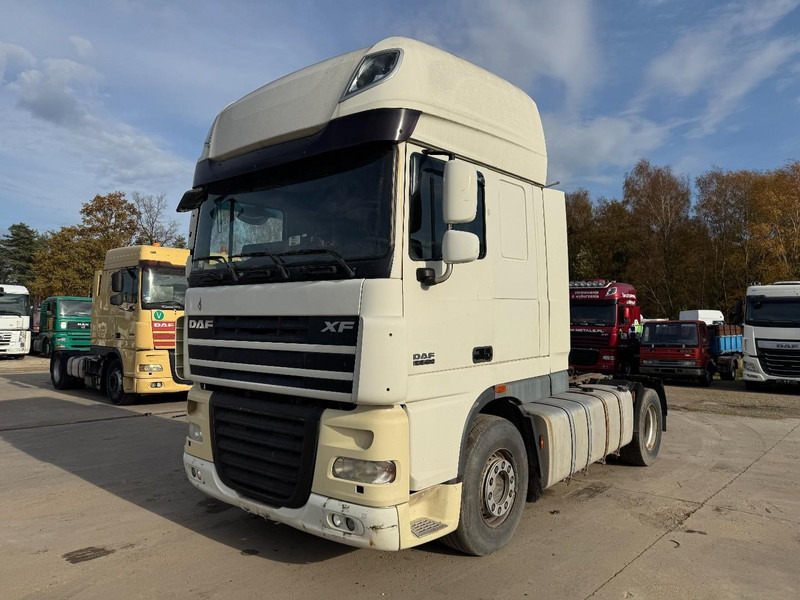 DAF 105 XF 460 Super Space Cab (MANUAL GEARBOX / BOITE MANUELLE) - شاحنة جرار: صور 1 DAF 105 XF 460 Super Space Cab (MANUAL GEARBOX / BOITE MANUELLE) - شاحنة جرار: صور 1