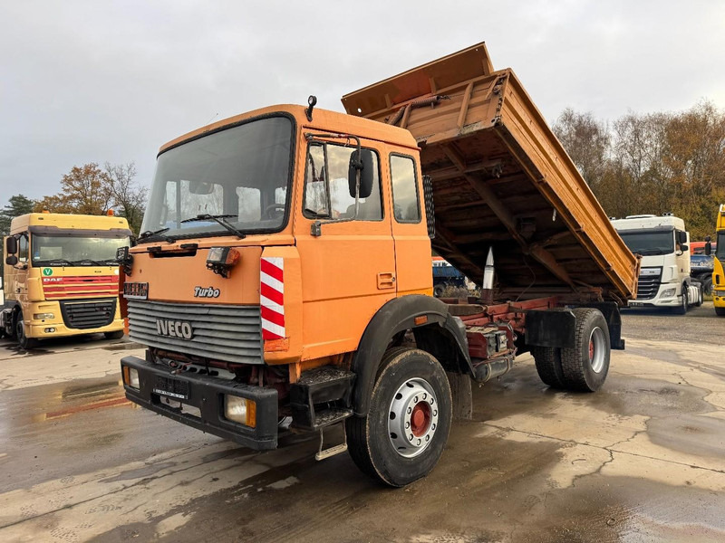 Iveco Turbostar 190 - 30 (BIG AXLE & STEEL SUSPENSION / GRAND PONT & LAMES / 6 CYLINDER WITH RADIATOR) - قلابات: صور 1 Iveco Turbostar 190 - 30 (BIG AXLE & STEEL SUSPENSION / GRAND PONT & LAMES / 6 CYLINDER WITH RADIATOR) - قلابات: صور 1