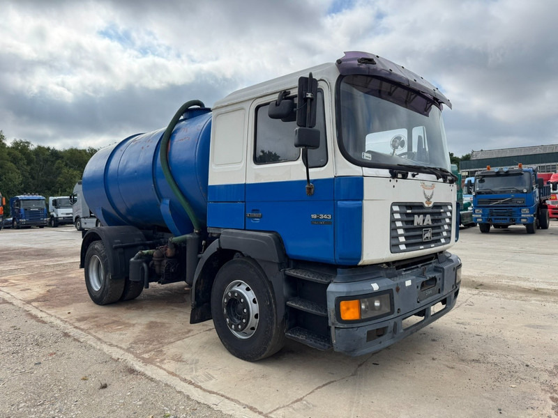 MAN 19.343 (12.000L / MANUAL GEARBOX / EURO 2 / PERFECT) - فراغ شاحنة: صور 3 MAN 19.343 (12.000L / MANUAL GEARBOX / EURO 2 / PERFECT) - فراغ شاحنة: صور 3