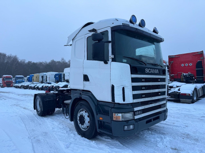 Scania 124 - 420 (MANUAL GEARBOX / BOITE MANUELLE / RETARDER / EURO 2) - شاحنة جرار: صور 3 Scania 124 - 420 (MANUAL GEARBOX / BOITE MANUELLE / RETARDER / EURO 2) - شاحنة جرار: صور 3