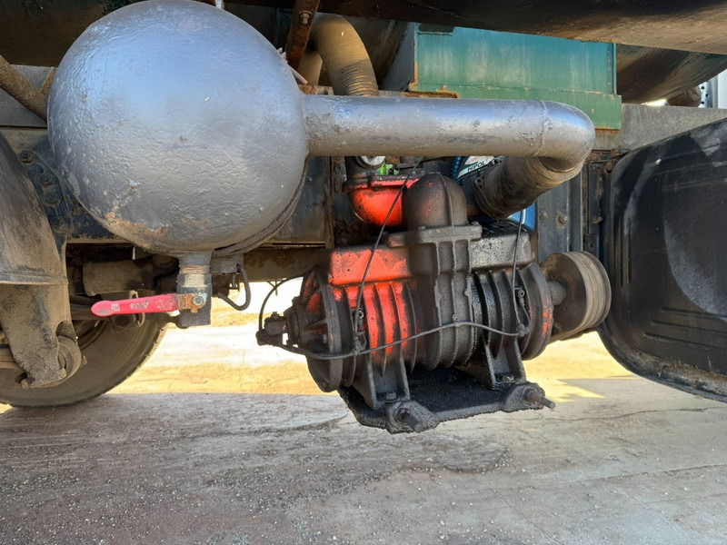 Scania 93 - 280 (14.000L / MANUAL PUMP & GEARBOX / 6X2) - فراغ شاحنة: صور 5 Scania 93 - 280 (14.000L / MANUAL PUMP & GEARBOX / 6X2) - فراغ شاحنة: صور 5