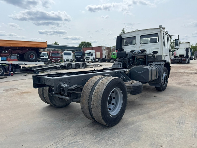 Volvo FL 6 - 220 (FULL STEEL SUSPENSION / MANUAL GEARBOX / PERFECT) - الشاسيه شاحنة: صور 5 Volvo FL 6 - 220 (FULL STEEL SUSPENSION / MANUAL GEARBOX / PERFECT) - الشاسيه شاحنة: صور 5