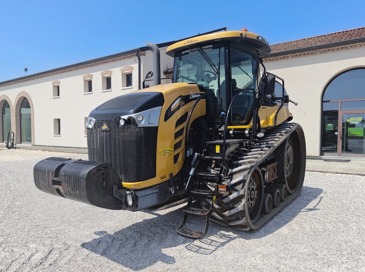 CHALLENGER MT 775 E - جرار مجنزر: صور 1 CHALLENGER MT 775 E - جرار مجنزر: صور 1